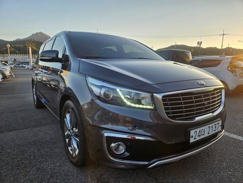 Kia Carnival 7-seater Limousine President — пробег 102 678 км — фото 2 из 5