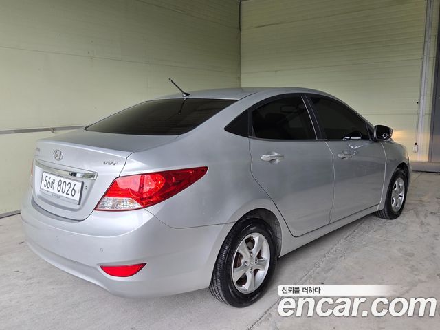 Hyundai Accent 1.4 VVT Premier — пробег 90 336 км — фото 4 из 5