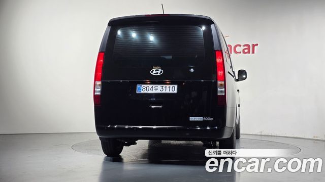 Hyundai Staria Cargo 5-Seater Modern — пробег 14 855 км — фото 4 из 5