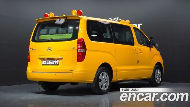 Hyundai Starex 4WD School Bus — пробег 133 541 км — фото 2 из 5