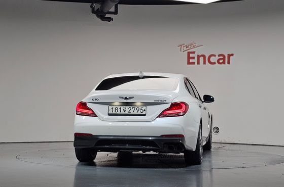 Genesis G70 2.0T AWD Elite — пробег 71 314 км — фото 4 из 5