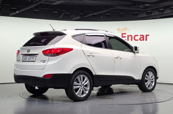 Hyundai Tucson Diesel 2WD LX20 Premier — пробег 246 247 км — фото 2 из 5