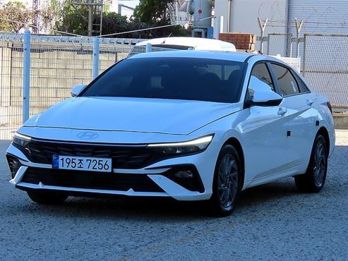 Hyundai AVANTE 1.6 Modern — пробег 20 180 км — фото 1 из 5
