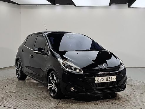 Peugeot 208 1.6 BlueHDi GT Line 5door — пробег 174 732 км — фото 3 из 5