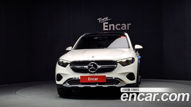 Mercedes-Benz GLC-Class GLC220 d 4MATIC — пробег 1 022 км — фото 3 из 5