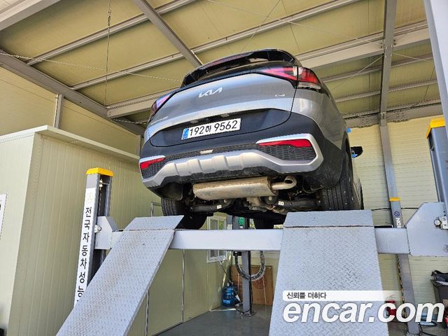Kia Sportage Prestige — пробег 27 000 км — фото 2 из 3