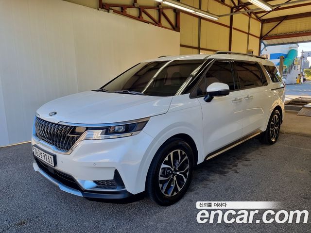 Kia Carnival Diesel 9-Seater Noblesse — пробег 207 000 км — фото 3 из 5