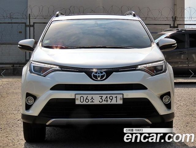 Toyota RAV4 2.5 2WD 4th — пробег 68 294 км — фото 1 из 3