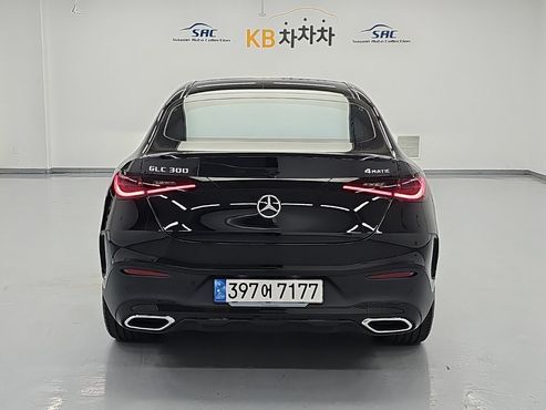 Mercedes-Benz GLC-Class GLC300 4MATIC Coupe — пробег 4 055 км — фото 3 из 5