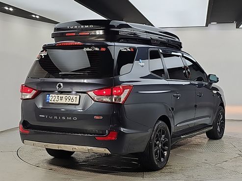 Ssangyong KORANDO 4WD RX 9-seater — пробег 177 000 км — фото 4 из 5