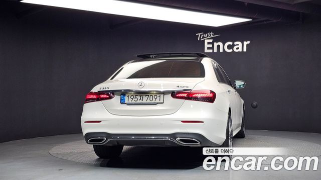 Mercedes-Benz E-Class из Кореи Encar