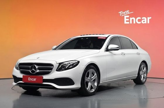 Mercedes-Benz E-Class E220d Avantgarde — пробег 176 656 км — фото 1 из 5