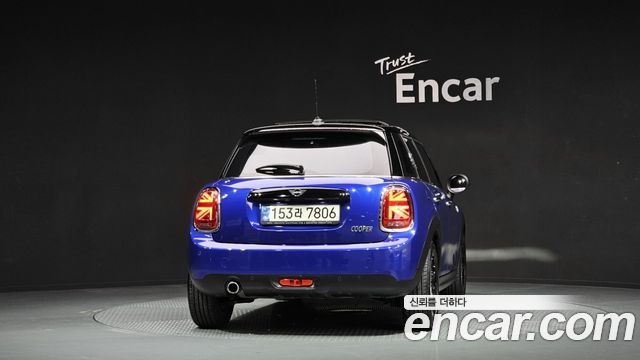 Mini Cooper 5Door HIGH 3rd — пробег 58 674 км — фото 4 из 5