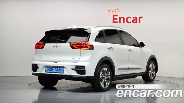 Kia Niro Prestige — пробег 160 590 км — фото 2 из 5