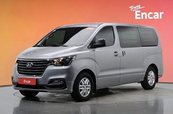 Hyundai Starex Van 3-Seater Smart — пробег 40 259 км — фото 1 из 5