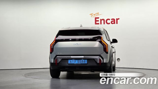 Kia EV3 Long Range 2WD AIr — пробег 15 714 км — фото 4 из 5