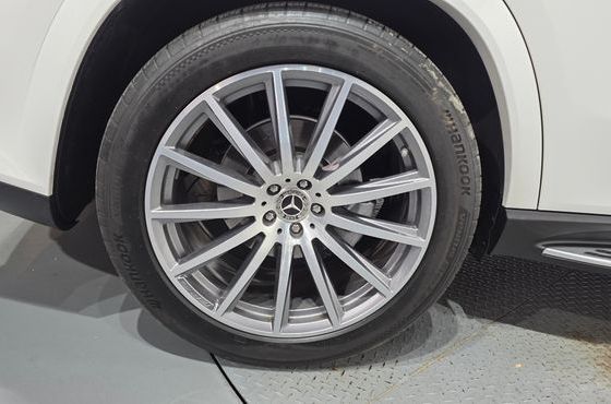 Mercedes-Benz GLS-Class GLS580 4MATIC — пробег 101 853 км — фото 5 из 5