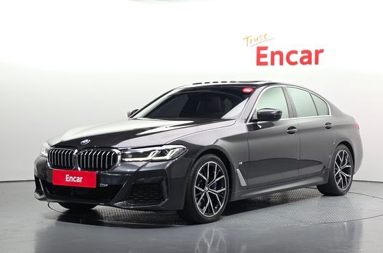 BMW 5-Series 530i xDrive M Sport Package — пробег 55 553 км — фото 1 из 5