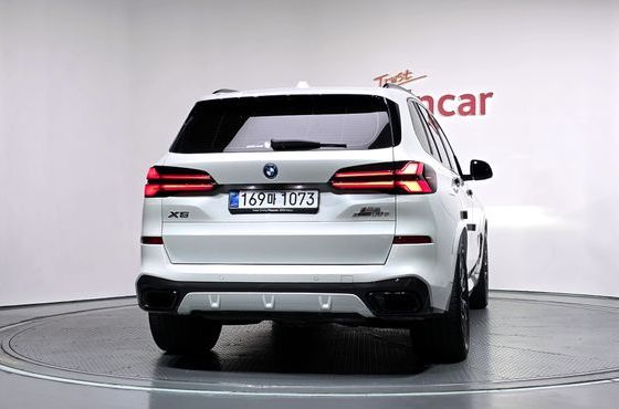 BMW X5 xDrive 50e M Sport — пробег 37 228 км — фото 4 из 5