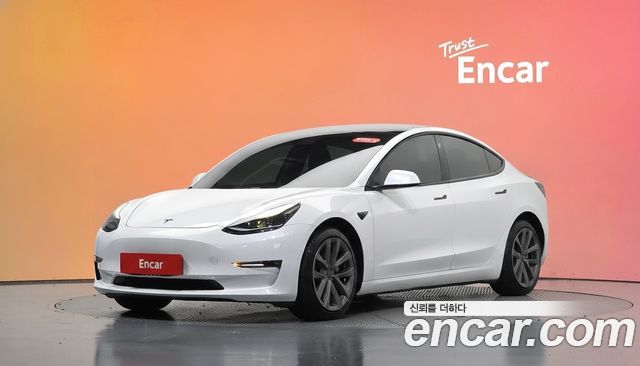 Tesla Model 3 Long Range AWD — пробег 56 604 км — фото 1 из 5