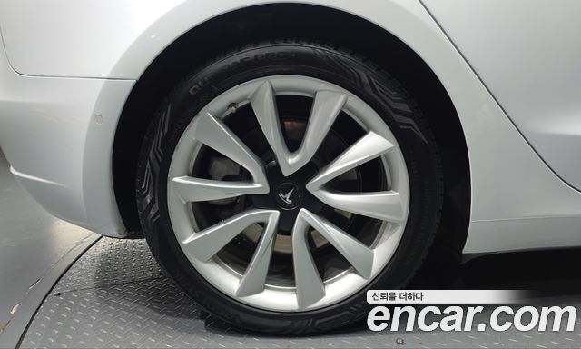 Tesla Model 3 из Кореи Encar