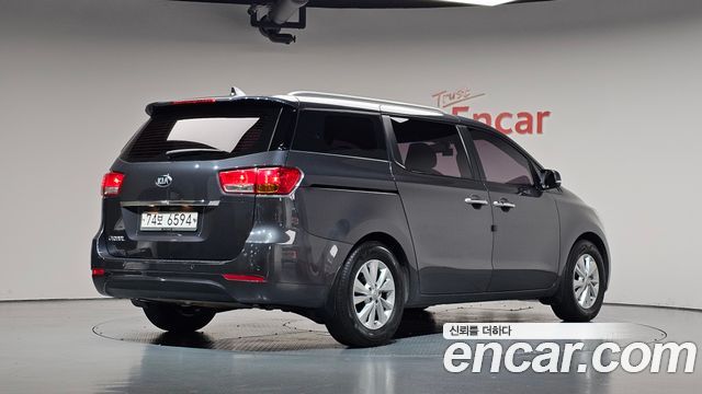 Kia Carnival 11-seater Luxury — пробег 99 804 км — фото 2 из 5