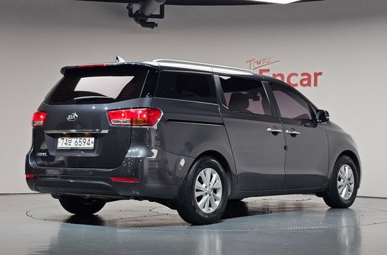 Kia Carnival 11-seater Luxury — пробег 99 804 км — фото 2 из 5