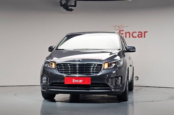 Kia Carnival 11-seater Luxury — пробег 99 804 км — фото 3 из 5
