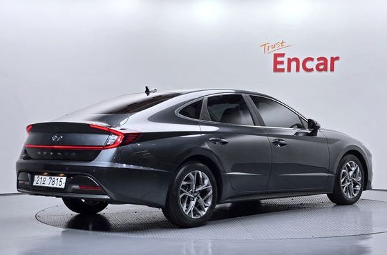 Hyundai Sonata 2.0 Premium Family — пробег 62 462 км — фото 2 из 5