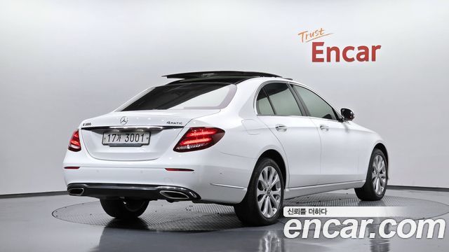 Mercedes-Benz E-Class из Кореи Encar
