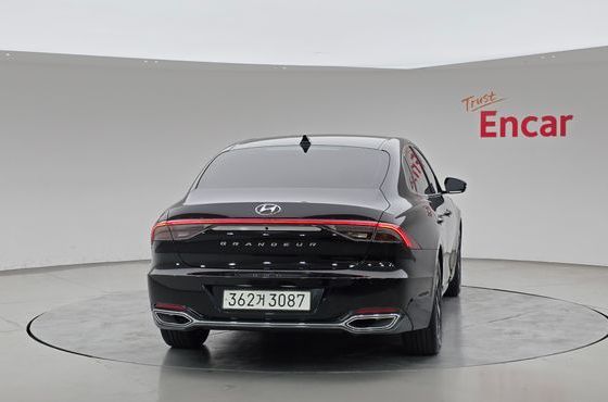 Hyundai Grandeur Premium — пробег 111 704 км — фото 4 из 5