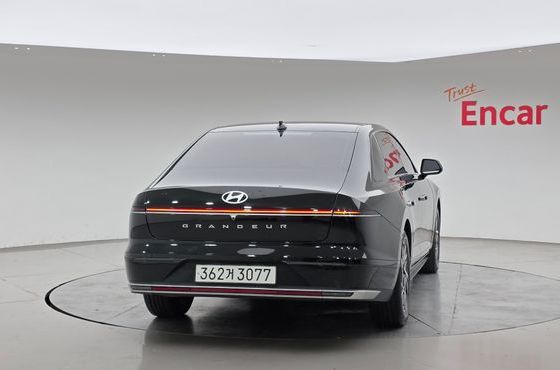Hyundai Grandeur 2,5 Gasoline 2WD Premium — пробег 129 399 км — фото 4 из 5