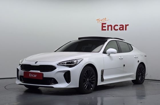 Kia Stinger 2.0 Turbo AWD Platinum — пробег 93 721 км — фото 1 из 5