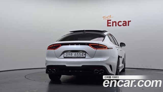 Kia Stinger из Кореи Encar