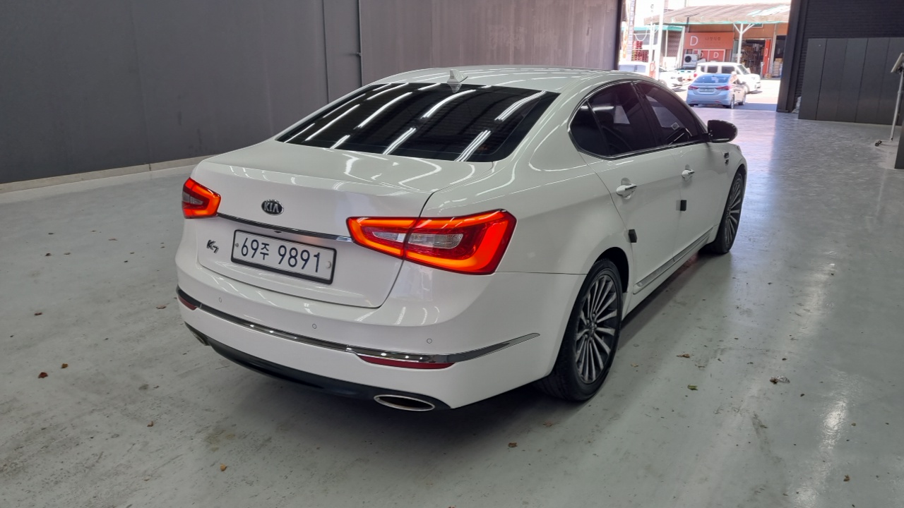 Kia K7 из Кореи Encar