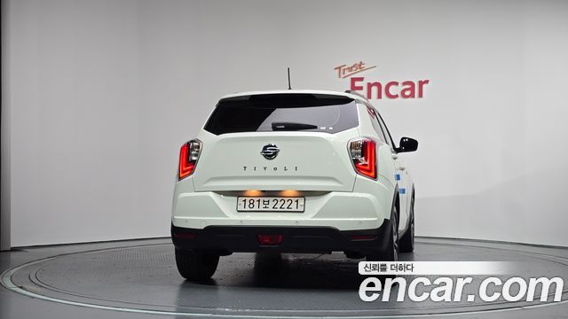 Ssangyong TIBOLI из Кореи Encar