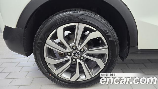 Ssangyong TIBOLI из Кореи Encar