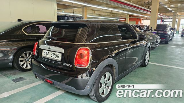Mini Cooper Mid 3rd — пробег 136 365 км — фото 4 из 5