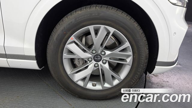 Genesis GV70 из Кореи Encar