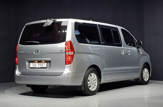 Hyundai Starex 12-Seater Wagon Smart — пробег 103 916 км — фото 2 из 5