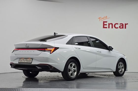 Hyundai AVANTE 1.6 Smart — пробег 110 023 км — фото 2 из 5