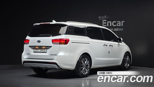 Kia Carnival 7-seater Limousine VIP — пробег 88 515 км — фото 2 из 5
