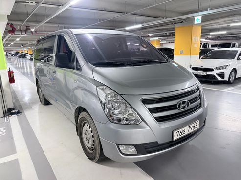 Hyundai Starex 12-Seater Wagon Smart — пробег 177 577 км — фото 2 из 5