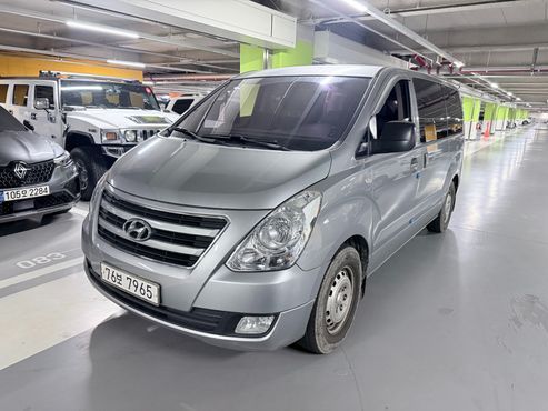 Hyundai Starex 12-Seater Wagon Smart — пробег 177 577 км — фото 3 из 5