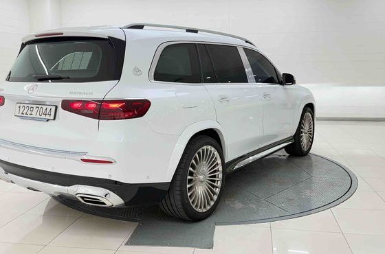 Mercedes-Benz GLS-Class Maybach GLS600 4MATIC — пробег 8 486 км — фото 5 из 5