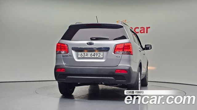 Kia Sorento Diesel 2.0 2WD TLX High-Deluxe — пробег 140 160 км — фото 4 из 5