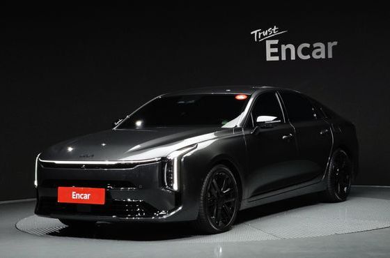 Kia K8 Signature Black — пробег 12 100 км — фото 1 из 5