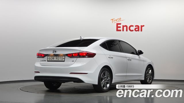 Hyundai AVANTE из Кореи Encar