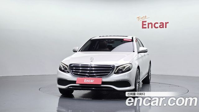 Mercedes-Benz E-Class E300 4MATIC Exclusive — пробег 93 407 км — фото 3 из 5