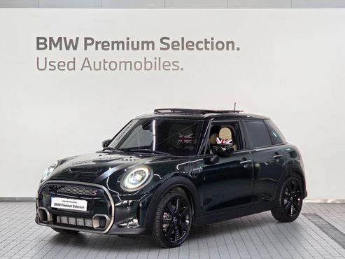 Mini Cooper 5Door Resolute Edition 3rd Gen — пробег 9 295 км — фото 1 из 5